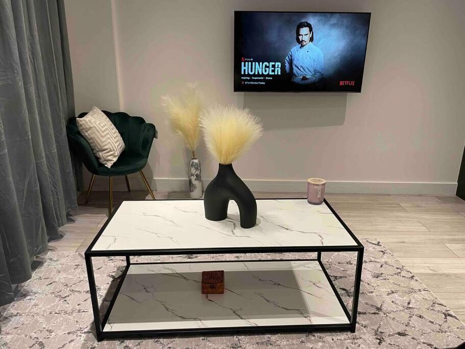 Stylish And Cosy 2 Bedroom Flat In 克罗伊登 外观 照片