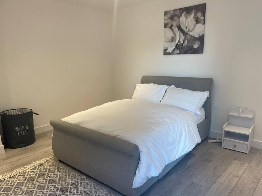 Stylish And Cosy 2 Bedroom Flat In 克罗伊登 外观 照片