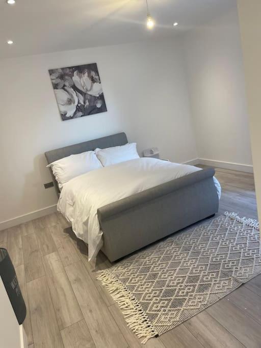 Stylish And Cosy 2 Bedroom Flat In 克罗伊登 外观 照片